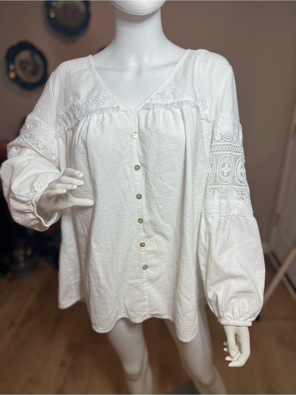 BloomChic White Lace-Sleeve Button Front Women’s Top